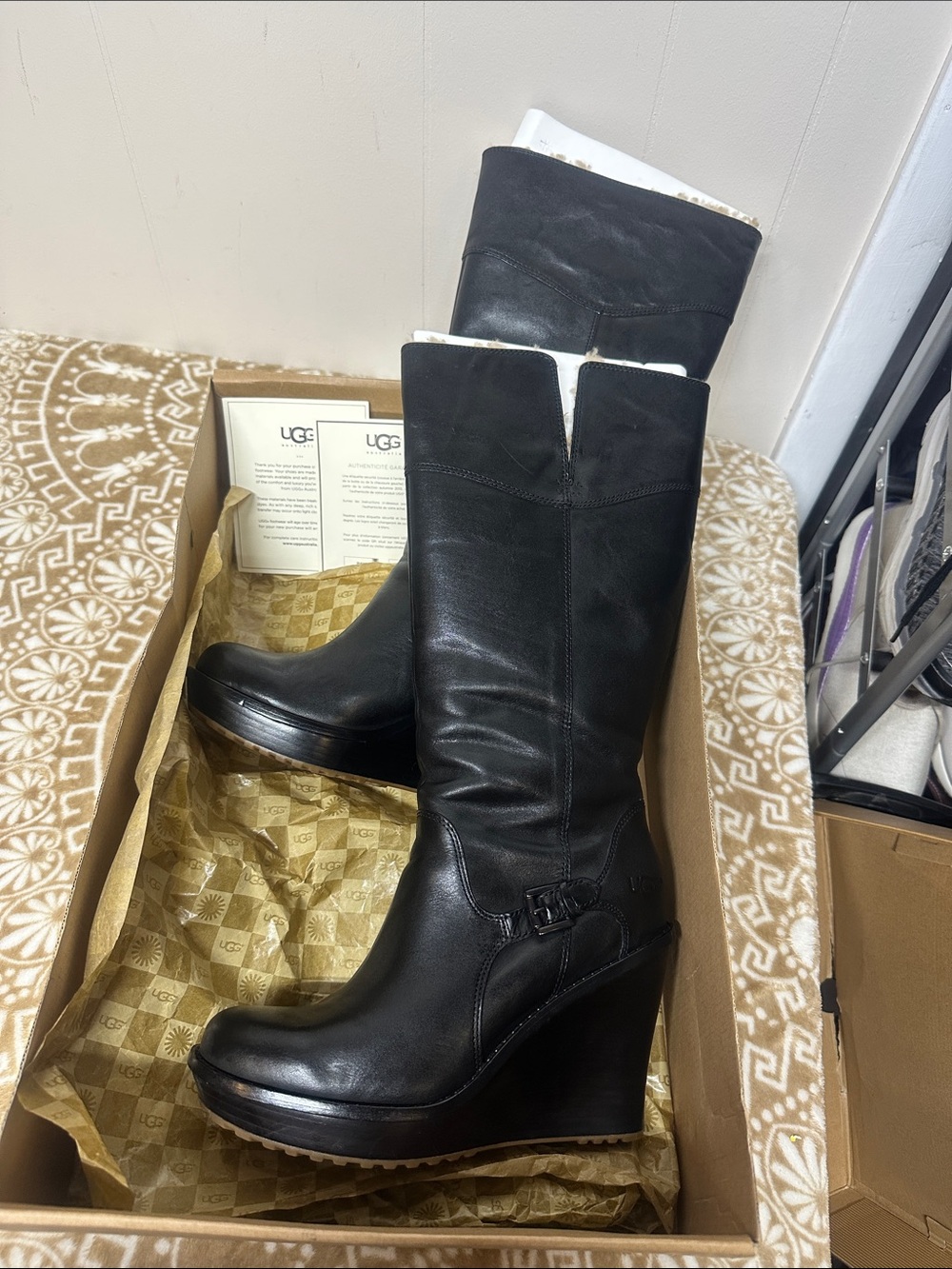 R@Re 9.0 UGG AUSTRALIA BLACK WEDGE SIDONIE LEATHER SHEEPSKIN PLATFORM TALL BOOTS